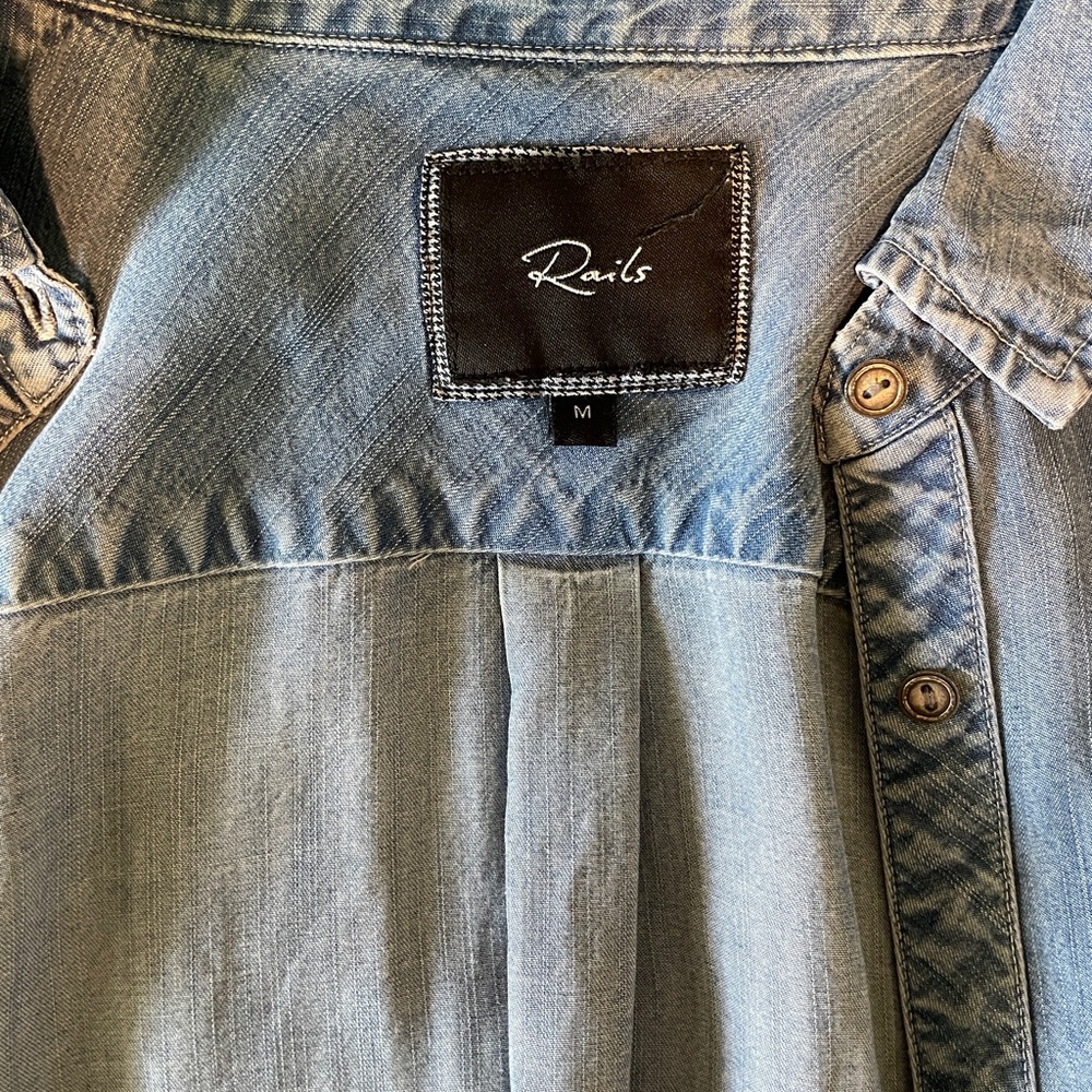 Rails Denim Button Down Women’s Size M - image 3